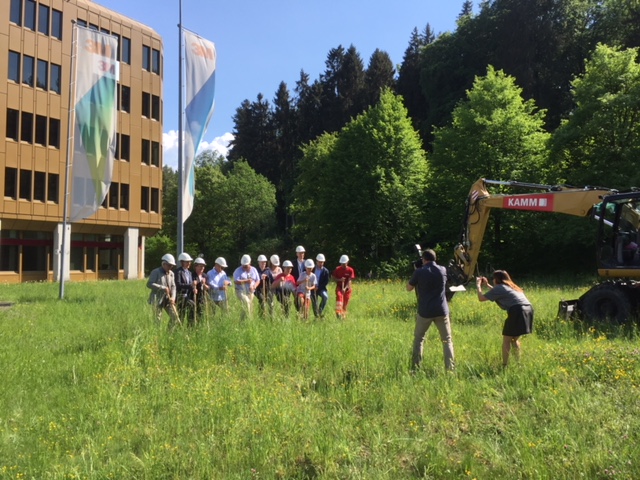 Spatenstich, Neubau Gewerbehaus in Rüschlikon